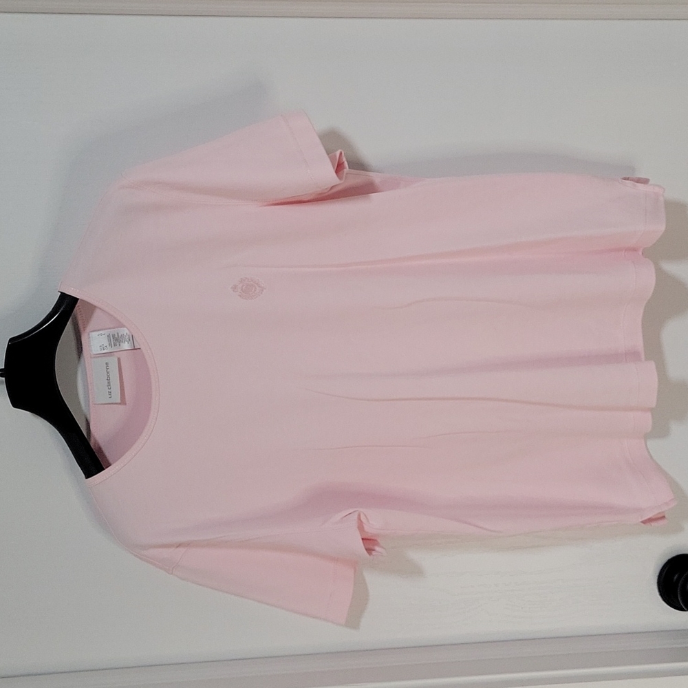 Liz Claiborne T